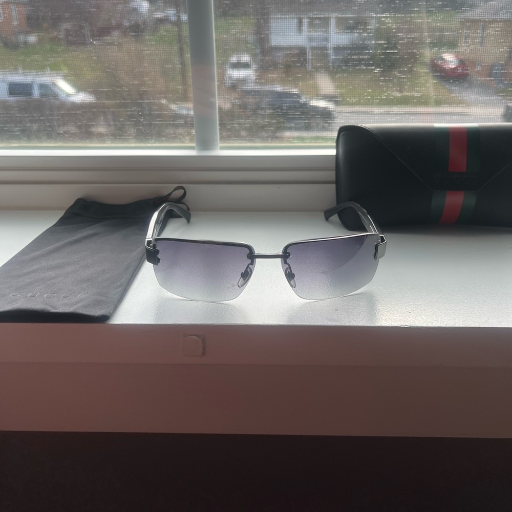 Gucci Black and Silver Sunglasses